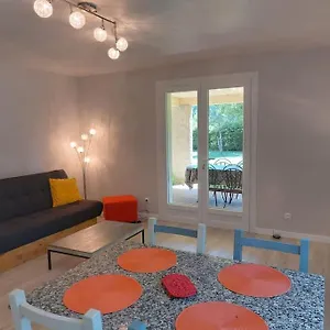 En Rez-de-jardin Appartement